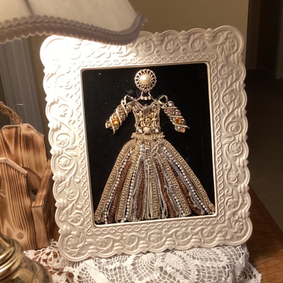 Jewelry art gown upcycled vintage chains bracelet Lenox frame gold brooches Art - Picture 5 of 5